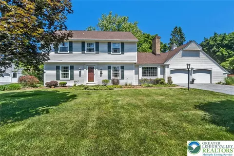 2838 Edgemont Dr, Allentown, PA 18103