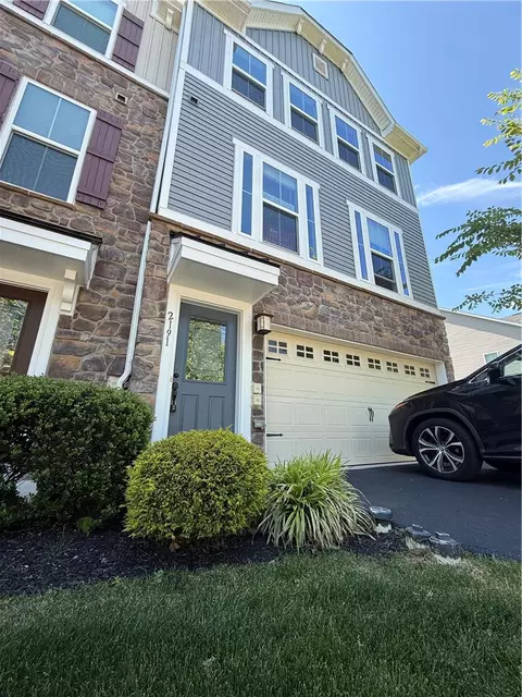 2191 Cook Dr, Easton, PA 18045
