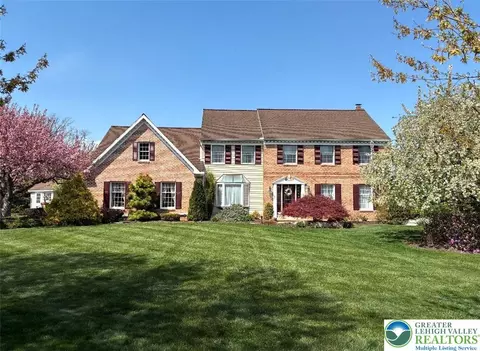 4059 Old Sentry Rd, Allentown, PA 18104