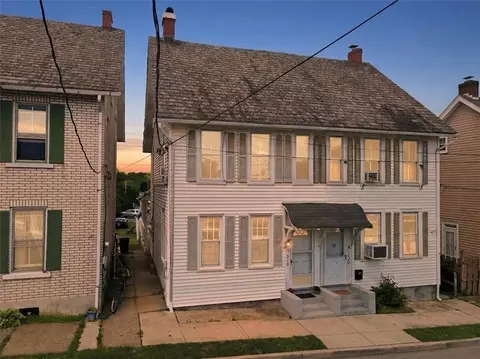318 Northampton St, Hellertown, PA 18055