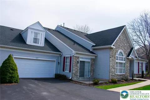 Exterior - 1895 Gregory Pl, Hellertown, PA 18055 photo 2 of 2