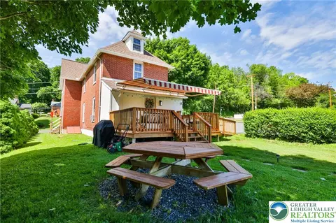 Exterior - 234 E Northampton St, Bath, PA 18014 photo 9 of 11