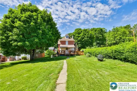 Exterior - 234 E Northampton St, Bath, PA 18014 photo 10 of 11