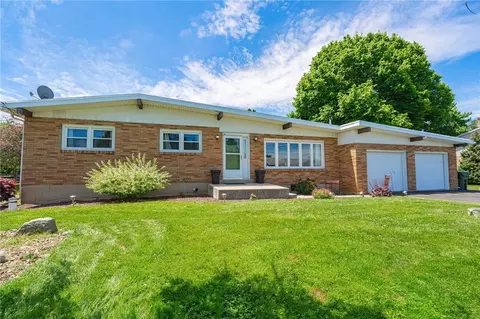 579 Cherry Rd, Northampton, PA 18067