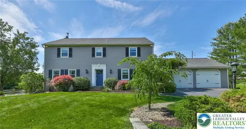 4074 Old Sentry Rd, Allentown, PA 18104