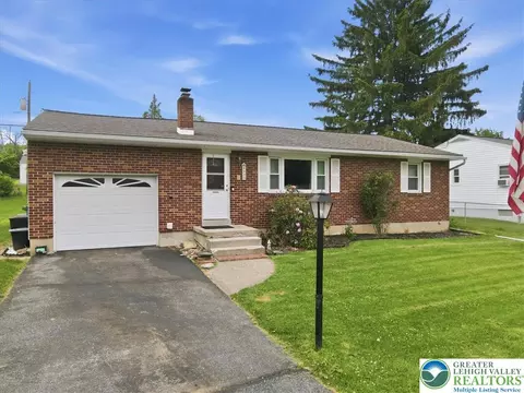 939 E Lynnwood St, Allentown, PA 18103