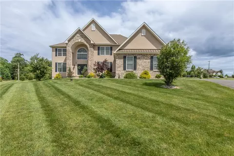 403 Corey Ct, Nazareth, PA 18064