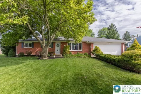 4420 Bayard St, Easton, PA 18045