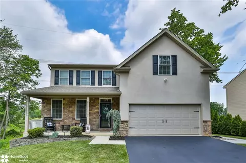 5543 Reid Ln, Allentown, PA 18104