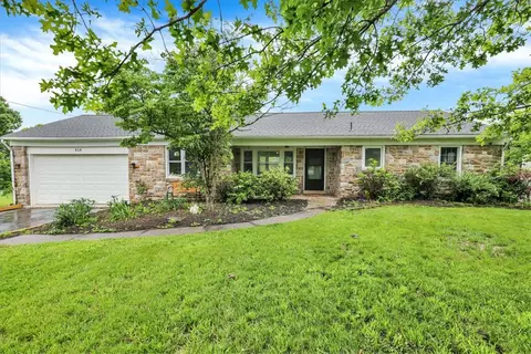 434 E Moyer Rd, Pottstown, PA 19464