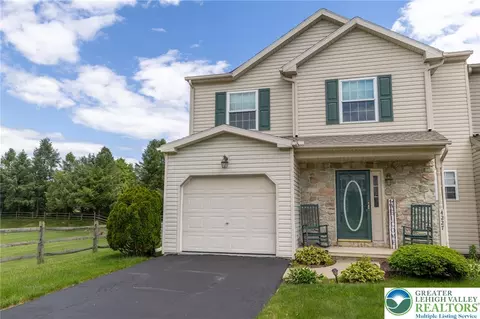 4227 Bedford Dr, Bethlehem, PA 18020