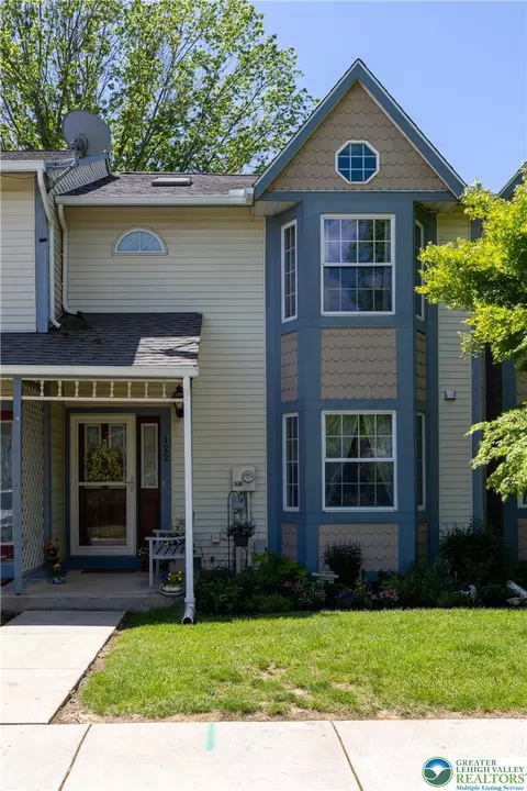 122 Founders Ct, Bethlehem, PA 18020