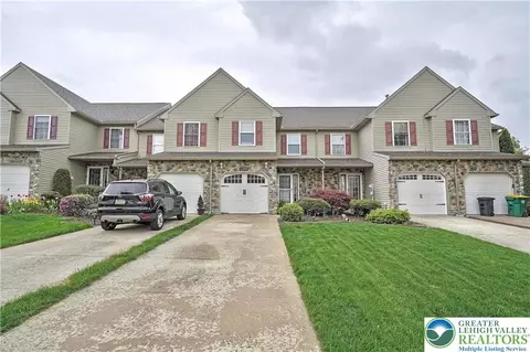 1758 Pinewind Dr, Alburtis, PA 18011