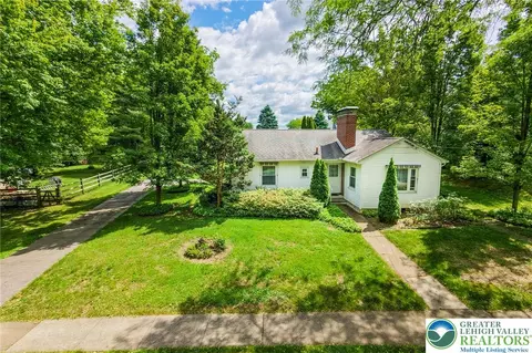 133 Frost Ave, Phillipsburg, NJ 08865