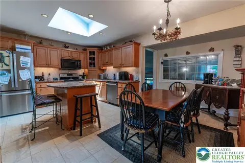 Kitchen - 518 Bauer Rd, Bath, PA 18014 photo 1 of 5