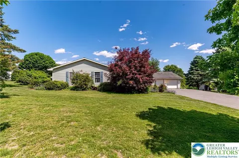 Exterior - 518 Bauer Rd, Bath, PA 18014 photo 9 of 9