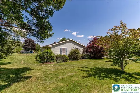 Exterior - 518 Bauer Rd, Bath, PA 18014 photo 8 of 9