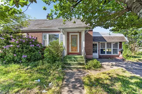 1320 Fleming St, Bethlehem, PA 18017