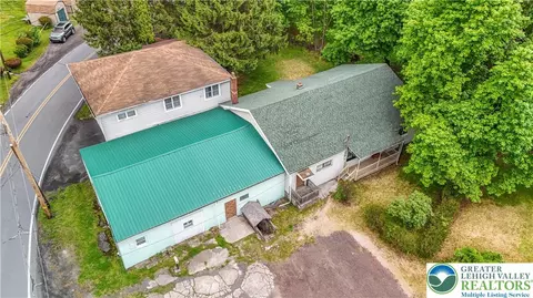 38 Eighth, Mahanoy City, PA 17948