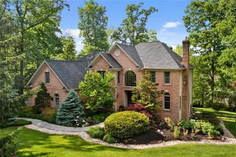5501 Northwood Dr, Center Valley, PA 18034