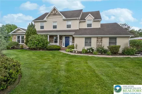 4050 Ascot Cir, Allentown, PA 18103