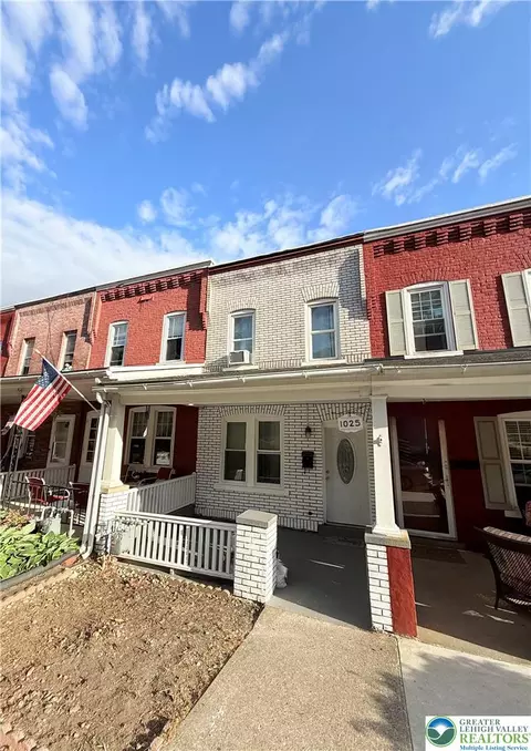 1025 Spring St, Bethlehem, PA 18018