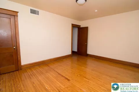 Bedroom - 802 4th St, Fullerton, PA 18052 photo 6 of 9