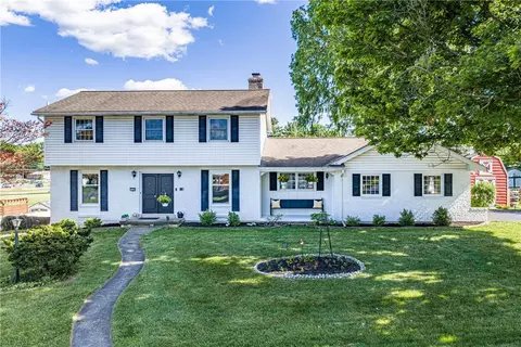 3146 Club Dr, Allentown, PA 18103