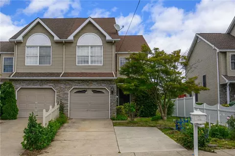 511 Howertown Rd, Northampton, PA 18067