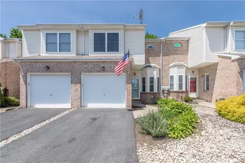 1204 Old Gate Rd, Northampton, PA 18067