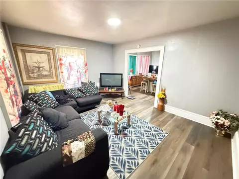 Living - 700 Philo, Scranton, PA 18508 photo 1 of 2
