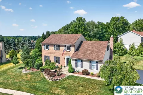 4601 Christina Dr, Egypt, PA 18052