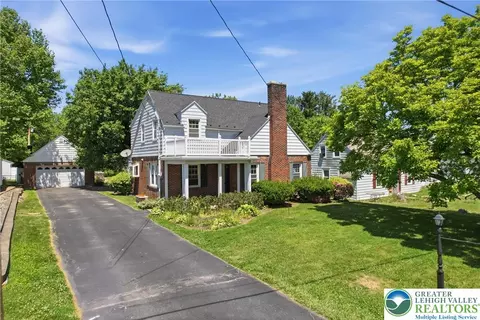 3827 Park Ave, Schnecksville, PA 18078