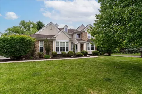 780 Ramblewood Dr, Forks Twp, PA 18040