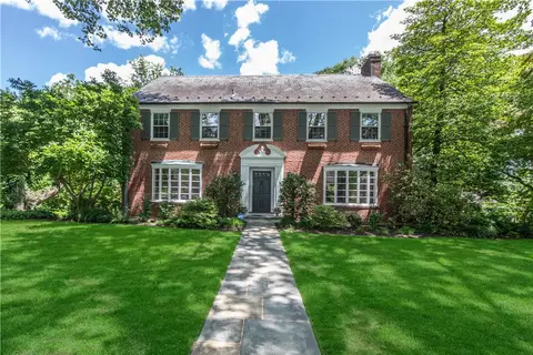 1942 Sycamore St, Bethlehem, PA 18017