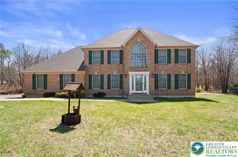 5 Jane Ct, Albrightsville, PA 18210