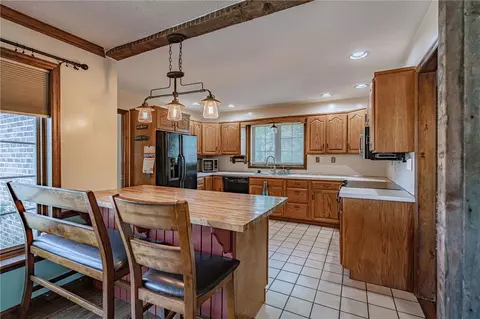 Kitchen - 652 Old State Rd, Oley, PA 19547 photo 1 of 5