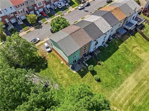 View/Area - 101 Old Forge Dr, Bath, PA 18014 photo 4 of 5