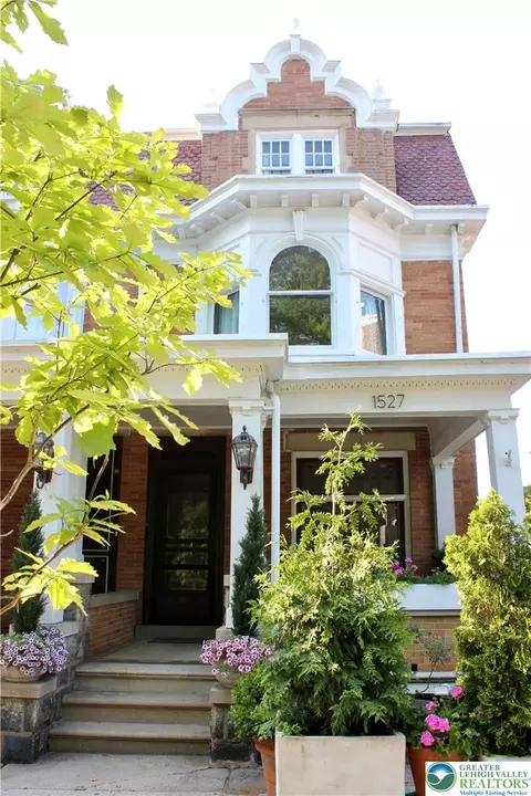 1527 W Turner St, Allentown, PA 18102