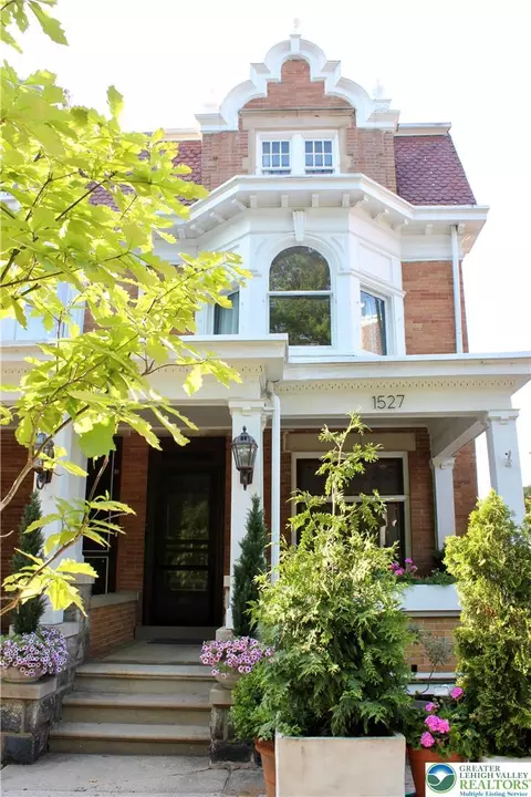 1527 W Turner St, Allentown, PA 18102