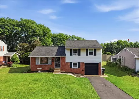1445 Exeter Rd, Allentown, PA 18103