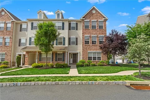 3067 Davenport, Pennsburg, PA 18073