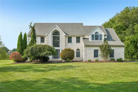 860 Newlins Rd, Easton, PA 18040