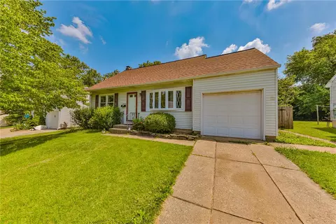 Exterior - 3050 Cornwall Rd, Bethlehem, PA 18017 photo 2 of 14