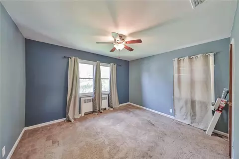 Bedroom - 3050 Cornwall Rd, Bethlehem, PA 18017 photo 2 of 18