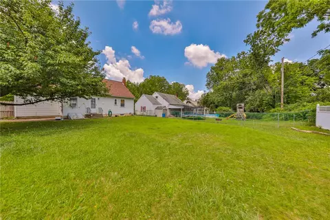 Exterior - 3050 Cornwall Rd, Bethlehem, PA 18017 photo 12 of 14