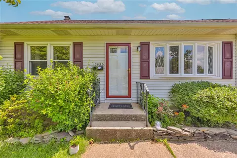Exterior - 3050 Cornwall Rd, Bethlehem, PA 18017 photo 3 of 14
