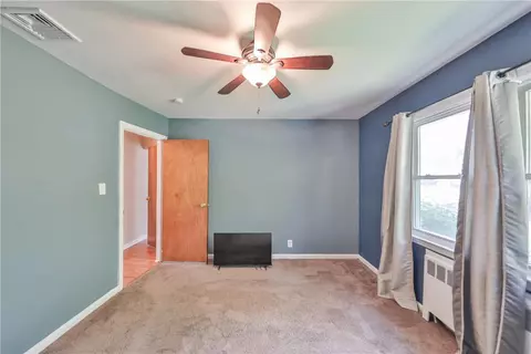 Bedroom - 3050 Cornwall Rd, Bethlehem, PA 18017 photo 6 of 18