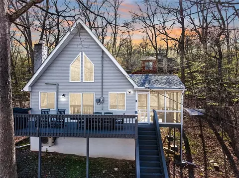3166 Cherry Ridge Rd, Saw Creek, PA 18324