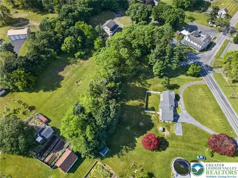 View/Area - 2587 E Scenic, Bath, PA 18014 photo 7 of 8